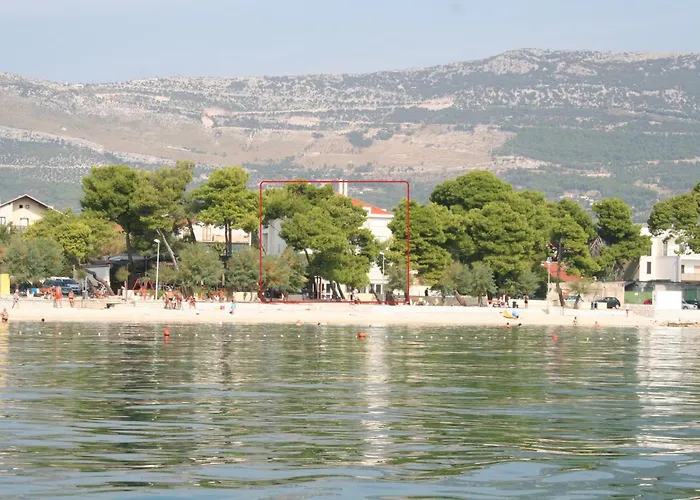 Beachfront Apartments Gabine
