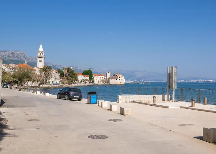 Beachfront Apartments Gabine
