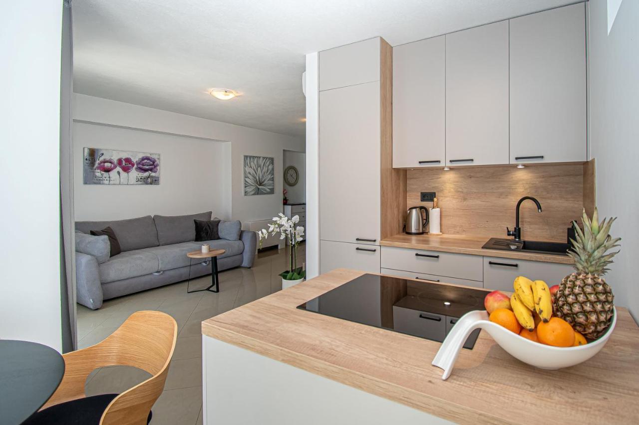 Beachfront Gabine Apartamento Kaštela