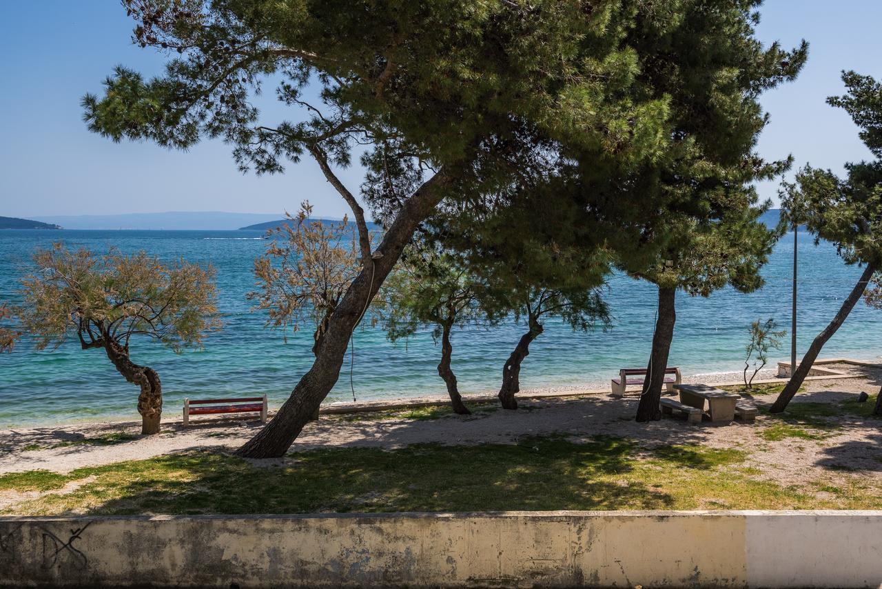 Beachfront Gabine Apartment *