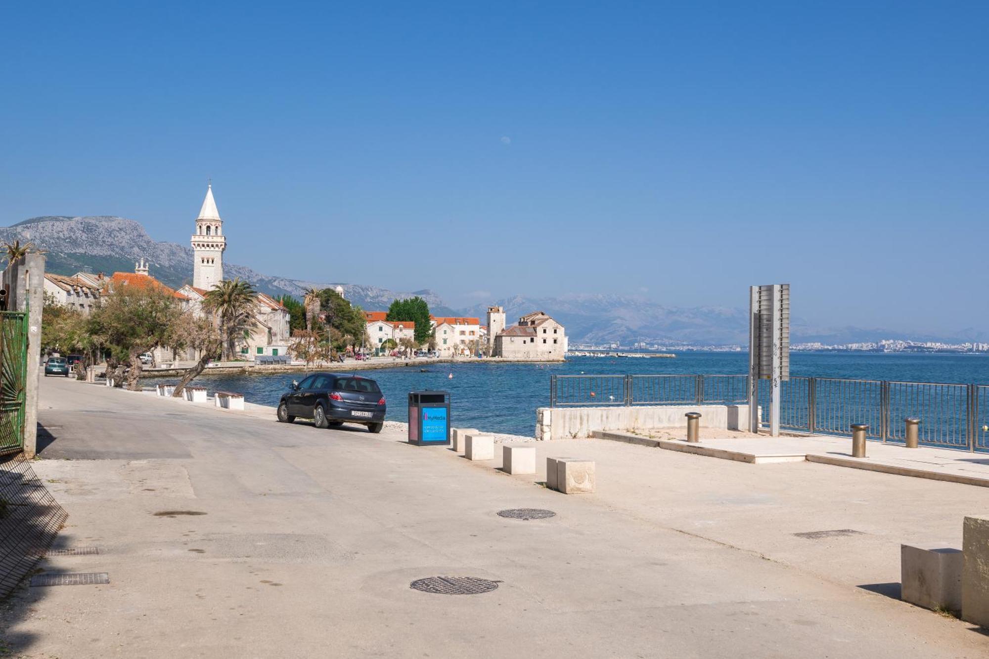 Beachfront Gabine
